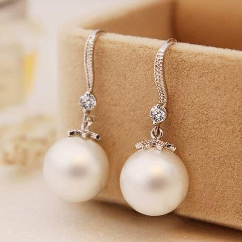 Huitan Classic Imitation Pearl Women Drop Earrings Timeless Design Delicate Female Accessories Anniversary Gift Earrings Jewelry