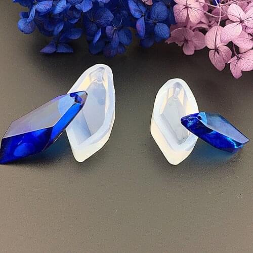 Diamond Faceted Stone Pendant Cake Silicone Mold For Jewelry Charms Making Tool Handmade Crystal Epoxy Resin Cake Candy Moulds