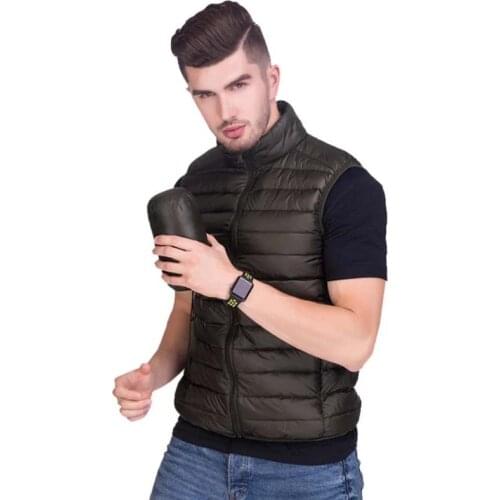 2020 New Autumn Winter Men Down Vests 90% White Duck Down Ultra Light Sleeveless Jackets Coats Portable Casual Waistcoat for Man