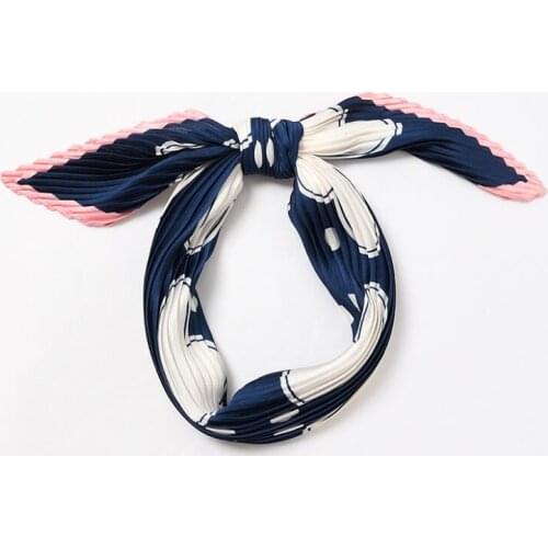 Yishine 55*55cm Sweet Hearts Print Pleated Stretchy Square Crinkle Silk Satin Fashion Scarf Women Crumple Neckwear Handkerchief