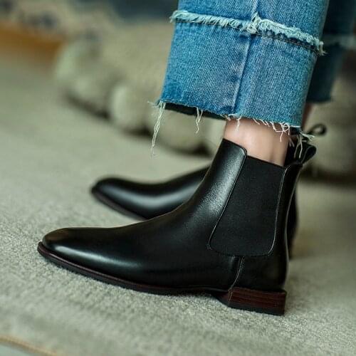Genuine Cow Leather Chelsea short boots women flat heel short boots thick bottom British style square toe Martin boots
