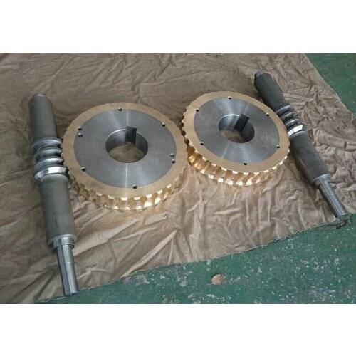 Double enveloped worm gears and shaft worm wheel made as per your drawing or sample gears high precision