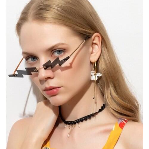 2020 Small Rimless Cat Eye Sunglasses Women Vintage Punk Sun Glasses Unique Lightning Eyeglasses For Female Retro Lunette UV400