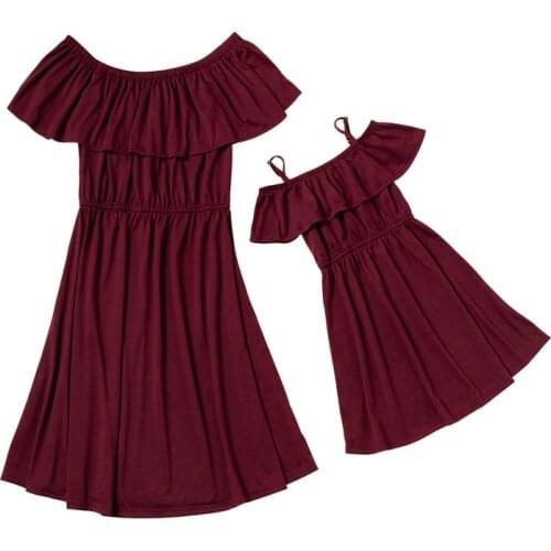 2021 New Mommy and Me Clothes Matching Family Outfits Solid Color Knee Length Camisole Dress Girl Summer Family Matching Clothes