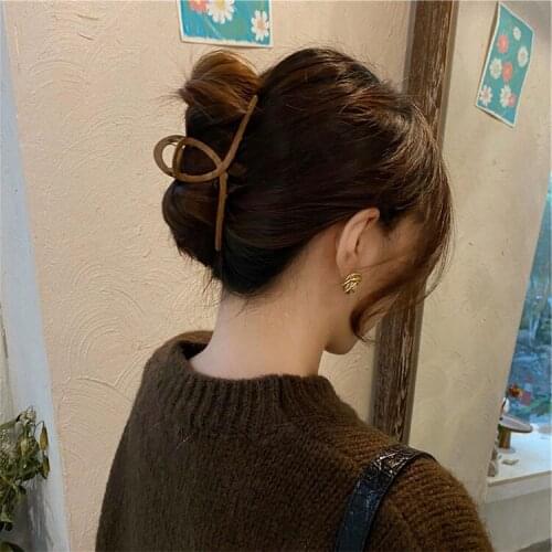 Girls Wooden Leopard Hair Claws Hair Accessories Chic Barrettes Hairclips Hairpins Ladies Hairgrip Headwear Girls Ornaments Crab