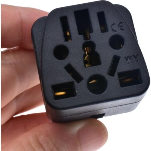 UK Adapter Type G Universal EU US AU Italy Switzerland India to Singapore Malaysia Travel Plug AC Power Socket Charger