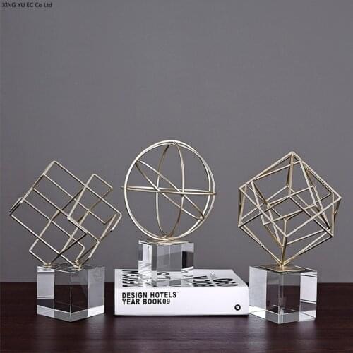 Creative abstract geometric metal ornaments modern minimalist Nordic living room wine cabinet office desktop home decorations