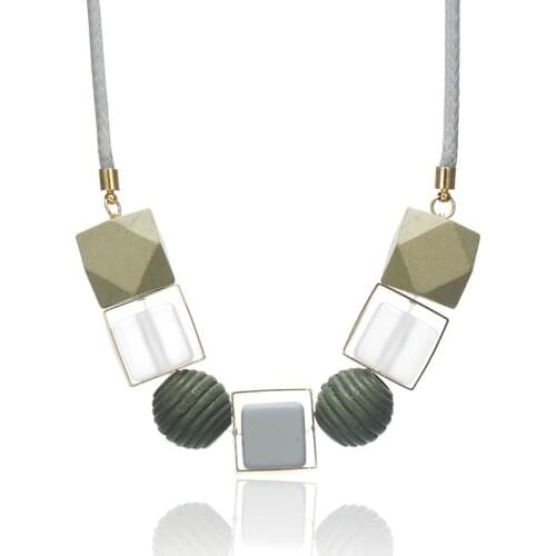 New Geometric Round Square Wood Pendant Women Necklace Sweater Chain Adjustable Leather Link Necklaces For Party Jewelry