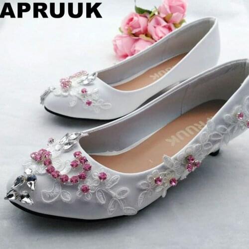 Pink crystal rhinestones wedding shoes bride white lace round toes small low heel lady female party proms dress shoes