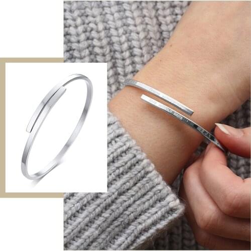 Temperament Thin Bangle for Women Customized Name Inspirational Words Quotes Stainless Steel Cuff Bracelet Candid Party Jewelry
