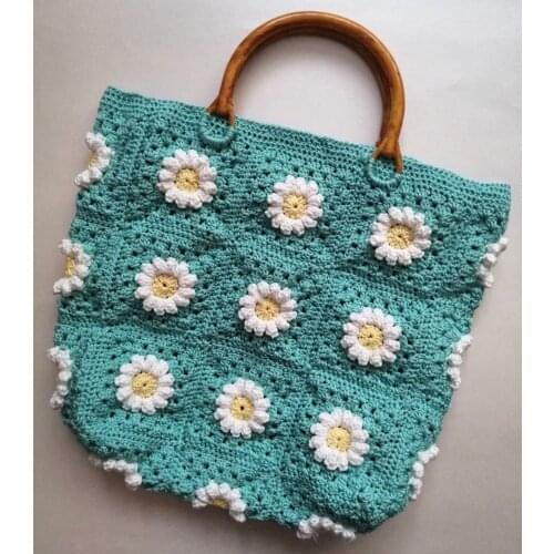 Crochet handmade daisy-patterned design bag