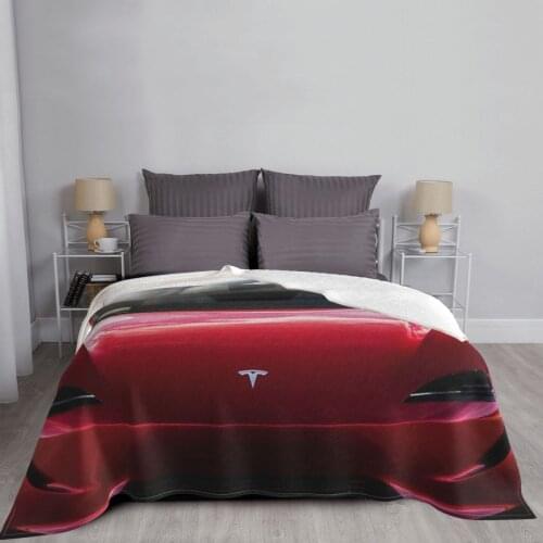 Tesla Roadster Newest Model ( 2022) T Shirts Throw Blanket Muslin Love Bedspread Sofa Blanket Bedding And Covers Hooded Blanket