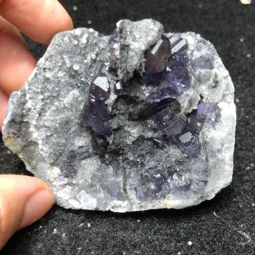 668.4gTanzanian blue fluorite and crystal symbiotic mineral stone decoration and restoration of energy geology teaching specimen