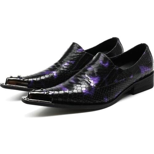 Pointed Toe Slip on Studded Man Wedding Shoes Patent Leather Alligator Pattern Mens Casual Shoes