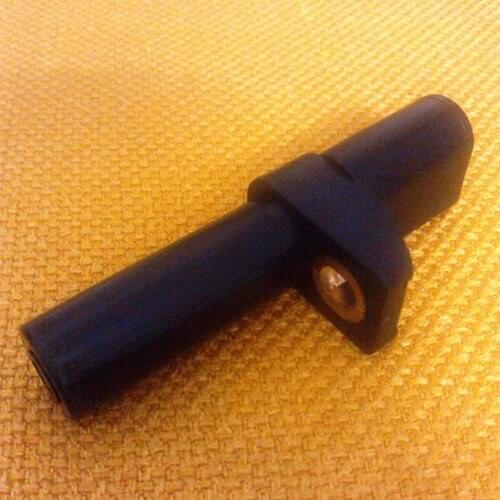 10pcs/lot parts OE No 003 153 27 28 crankshaft pulse position sensor OEM No 003 153 2728 engine management RPM Sensor 0031532728