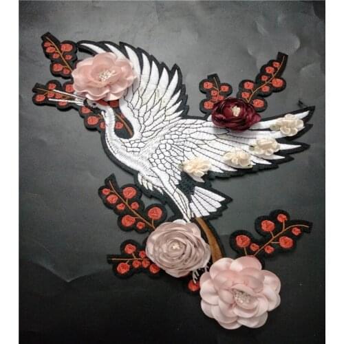 Crane flower Embroidered patches para vestuario decorative sew on designer patches for jeans parches bordados para ropa