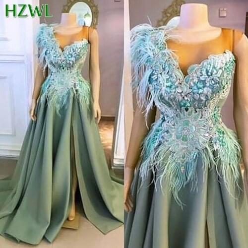 Gorgeous Sheer Neck Feather Lace Appliques Prom Dresses Cap Sleeve Satin A Line Evening Gowns Saudi Arabia Robe Formal Wear