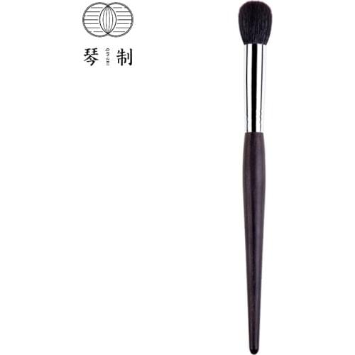 QINZHI Professional Handmade Make Up Brush G049 Small Round Highlighter Brush Soft Saikoho Goat Hair Makeup Brushes