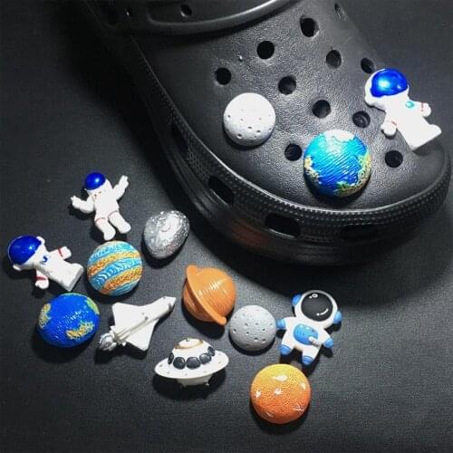 Quality Lovely Croc Charms Designer 2021 Hot Sale Charms for Crocs DIY Cute Planet Astronaut Clogs Shoe Buckle Fashion All-match
