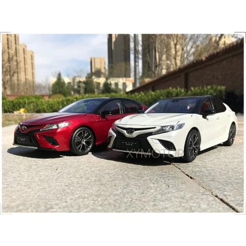 New 1:18 For Toyota Camry 2018 Sport 8th generation Diecast Car Model Kids gift toys Collection White/Red/Blue Metal,Plastic