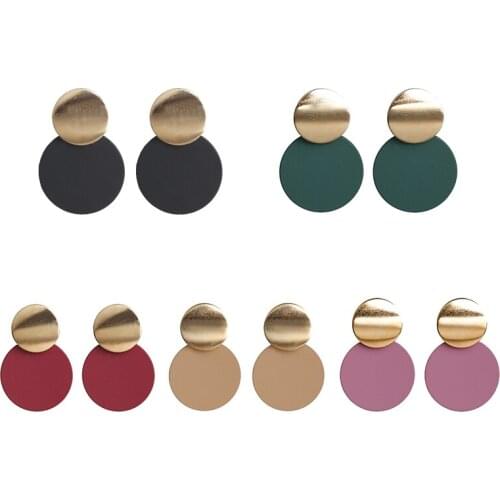 Korean version geometry joker personality round circle earrings for woman temperament goddess cool wind baking lacquer ear nails