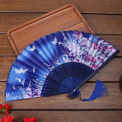 High Quality Tassel Silk Folding Fan Wooden Shank Classical Dance Fan Chinese Style Hand Fan Craft Gift Wedding Party Photo Prop