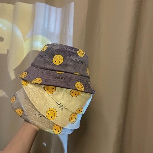 Newest Children Hats Autumn Winter New Lovely Smiling Face Print Kids Basin Caps Keeps Warm Cartoon Fisherman Bucket Hats 3-6 Y