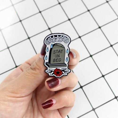 Personality STARY IN BED Tombstone Bad Pin Raining Flowers Enamel Metal Brooch Clothing Backpack Trendy Unique Jewelry Gift