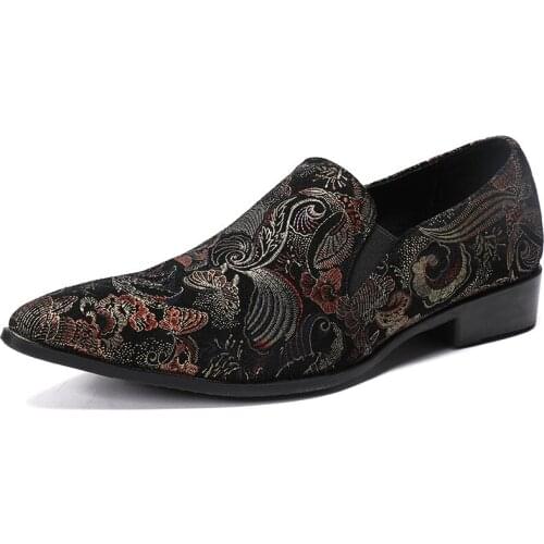 Summer Casual Mens Classic Fashion Shoes Personality Chinese Embroidery Style Pointed Cowhide Leather Lazy Low-top Mens Shoes