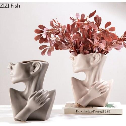 European Creative Ceramic Human Face Art Vase Floral Modern Abstract Wine Cabinet Dining Table Floral Arrangement Flower Vase