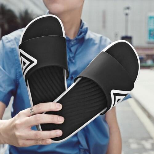 Men Shoes Slides Four Seasons Slippers Youth Trend Breathable Soft Light Slippers