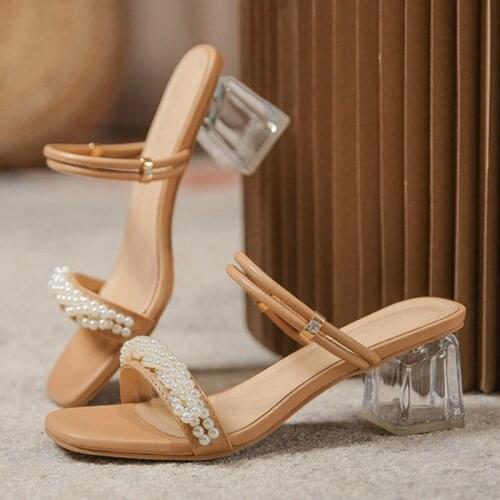 2021 Fashion Sandals Clear Heels Sandals Female Ladies Chunky Summer Slides Sandals Strappy Pearl Slippers Shoe
