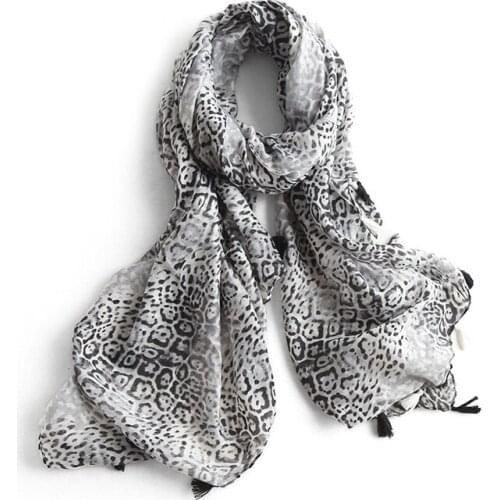 BQacces black white leopard print cotton voile scarves with tassel lady summer silk scarf beach towel women 2017 new fashion