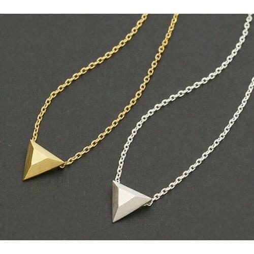 Fashion three pyramid pendant necklace, three-dimensional tetrahedron geometry pendant necklaces