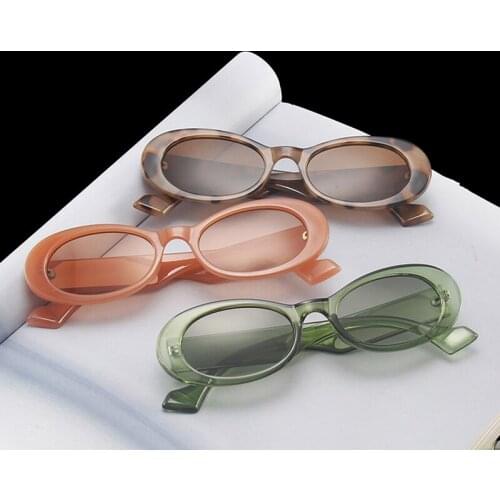 Womens Glasses Fashion Metal Hinge Oval Sunglasses Leopard Print Luxury Designer Men American Style Vintage Driving Eyeglasses