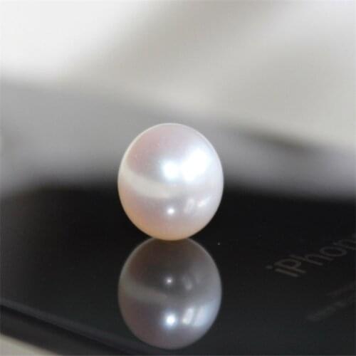 Factory wholesale AAA half drilled round Cultured pearl 7mm 9mm 10mm white pink purple natural freshwater pearl for jewelry