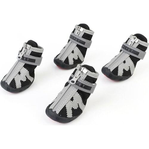4Pcs/set Pet dog Rain ShoesDog Booties Rubber Portable Anti Slip Waterproof Dog Cat Rain Shoes Autumn and winter