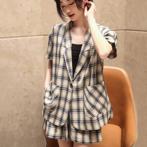 Womens summer thin suit female plaid shorts sets short sleeve blazer coat top and elastic waist wide leg shorts two piece set