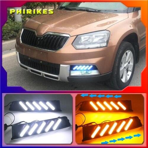 2Pcs LED Daytime Running Turning Signal Light DRL Fog Lamp Brake light Lamp For Skoda Yeti 2014-2017