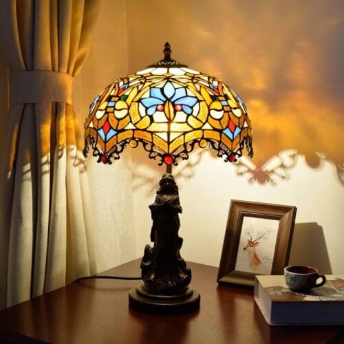 European Retro Republic Love Beautiful Living Room Dining Room Bedroom Bedside Table Lamp Bar Tiffany Stained Glass