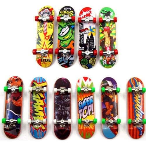 Y1QF 2PCS Finger Board Tech Truck Mini Skateboards Alloy Stent Party Favors Gift