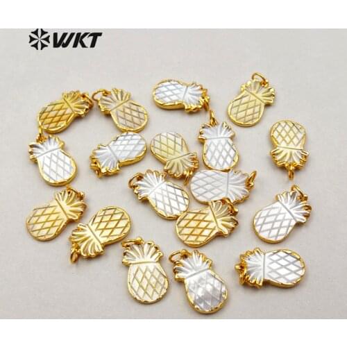 WT-P1241 WKT Wholesale Charming Natural Shell For Women Fashion Jewelry Pineapple Shape Necklace Pendant