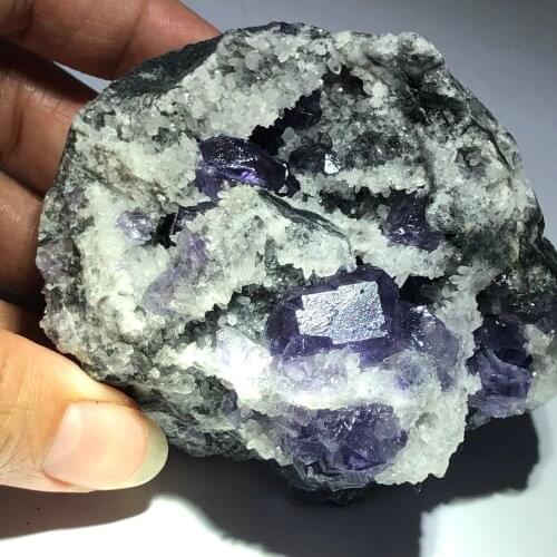 177.2gTanzanian blue fluorite and crystal symbiotic mineral stone decoration and restoration of energy geology teaching specimen