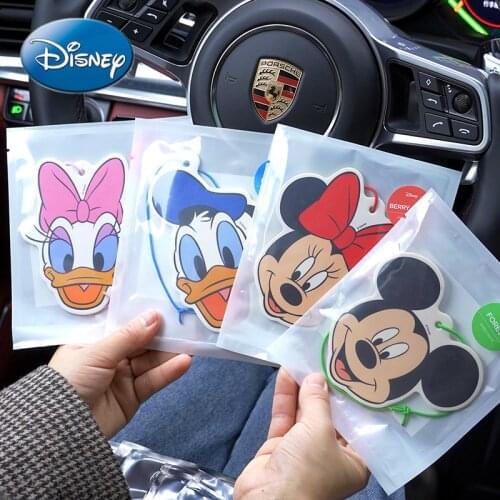 Disney Mickey Mouse Donald Duck Minnie Car Aromatherapy Pendant Wardrobe Ornaments Car Deodorant Fragrant Tablet