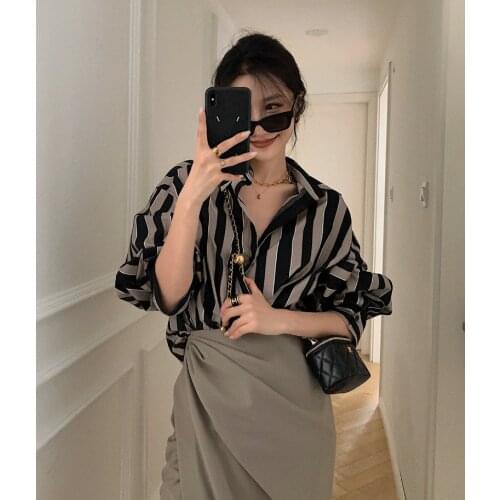 Women Korean Design Style Fashion Blouse Women Turn Down Collar Long-sleeved Striped Shirt 2021 Summer New Soft Loose Clothing