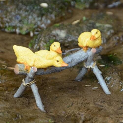Creative Resin Simulation Three Ducks on A Tree Branch Statue Ornaments Miniature Fairy Garden Crafts Home Outdoor Garden Decor