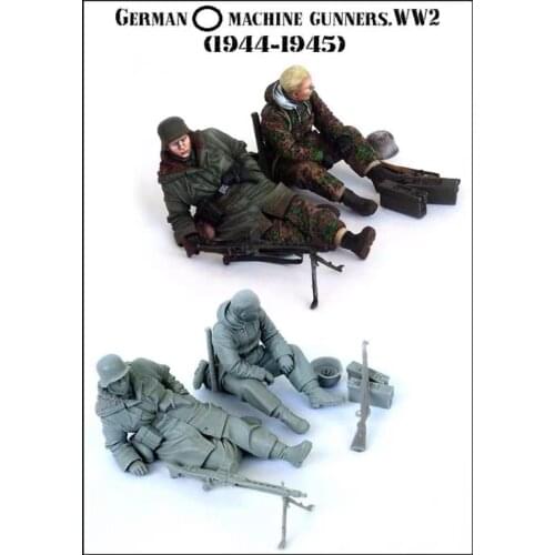 German resin soldiers of World War II resting German grenadiers two soldiers 1:35