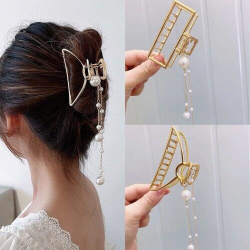 1 Pc New Elegant Claw Clips Temperament Grab Hair Clip Butterfly Metal Hair Accessories Headdress Hairpin Back Tassel Shark Clip