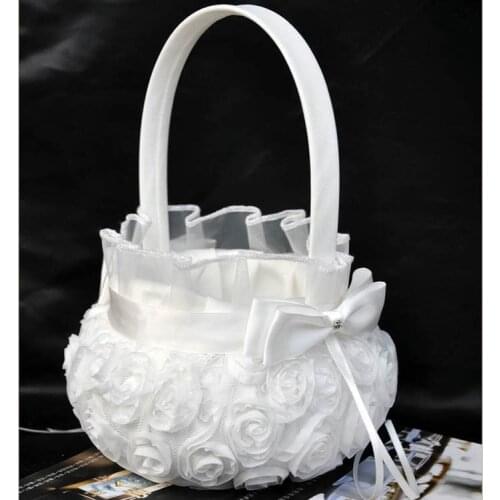 Top Quality Wedding Decoration Flower Girl Basket Embroidery Western Lace Bride Flower Basket Rose Flower Child Wedding Basket