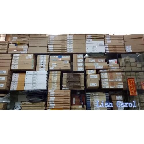 2PCS TMP88CU77FG TMP88CU77FG-6E98